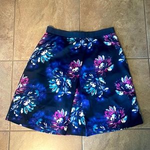 Ellen Tracy women’s flare skirt, navy blue and floral, size 14